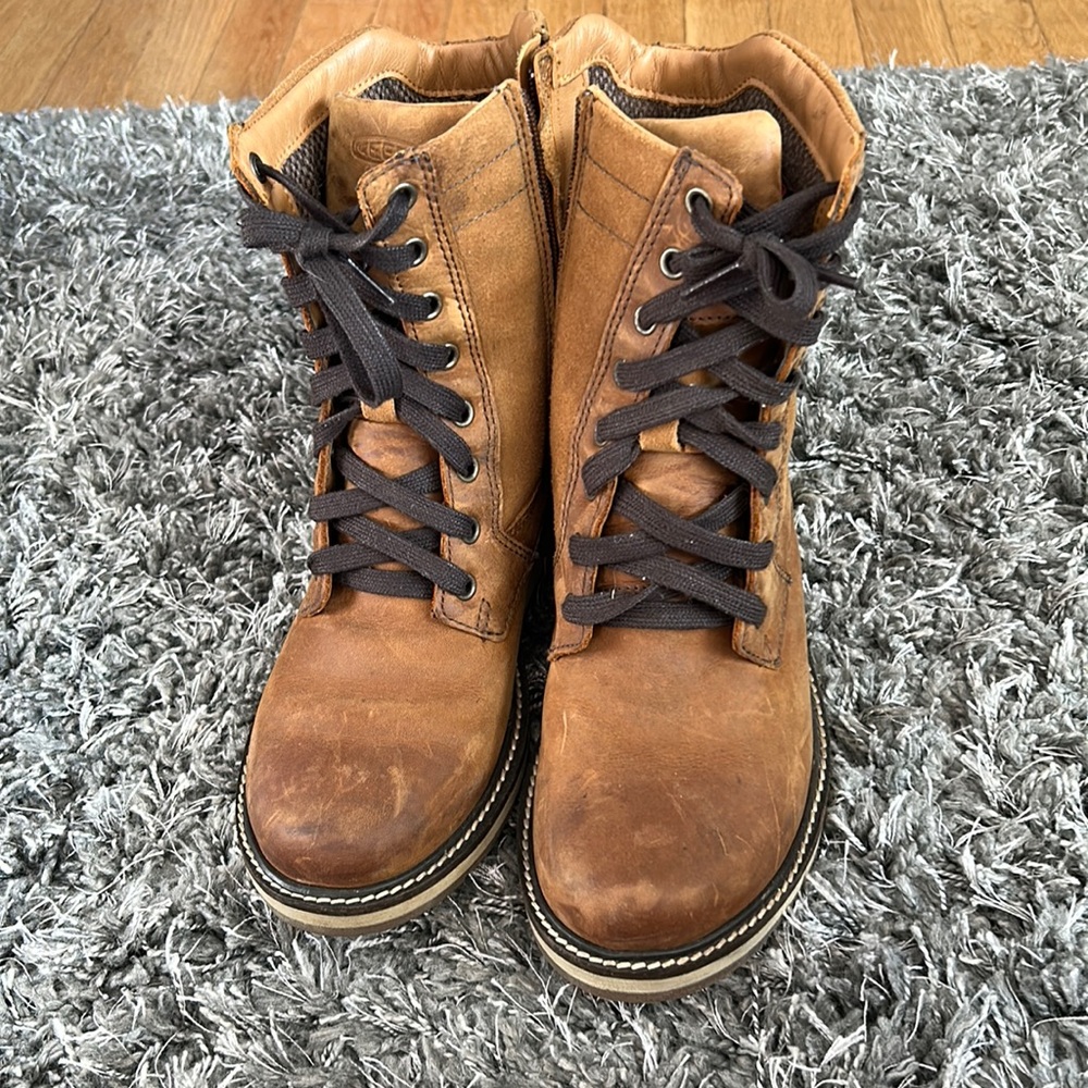 Winter boots